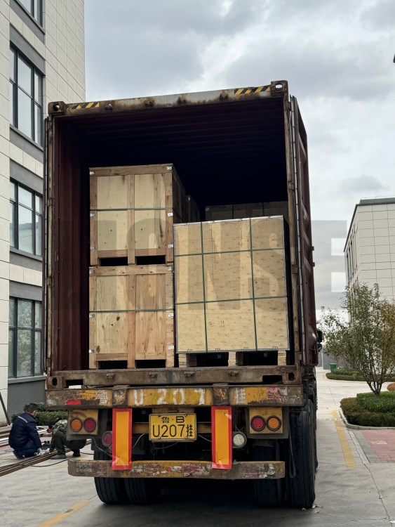 LIONSE - Päivittäiset toimitustoiminnot